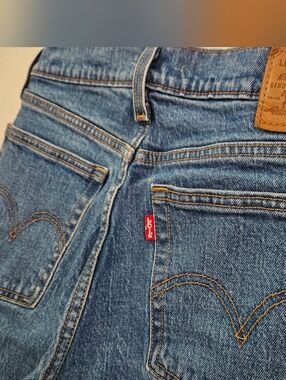 Levi's Premium Wedgie Straight Jeans | W27 L26 | High Rise Straight Leg